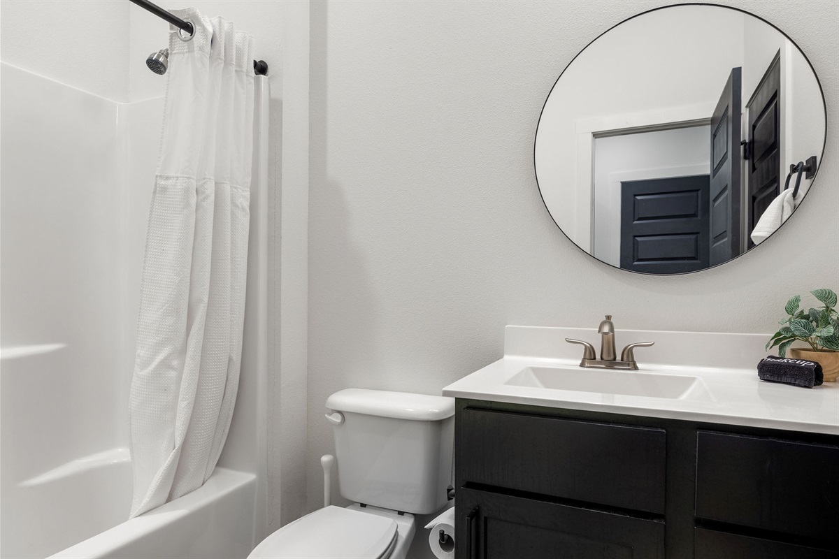 Ensuite bath