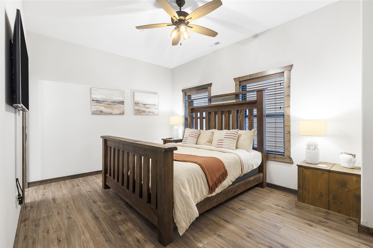 Lower level King #3 with ensuite bathroom