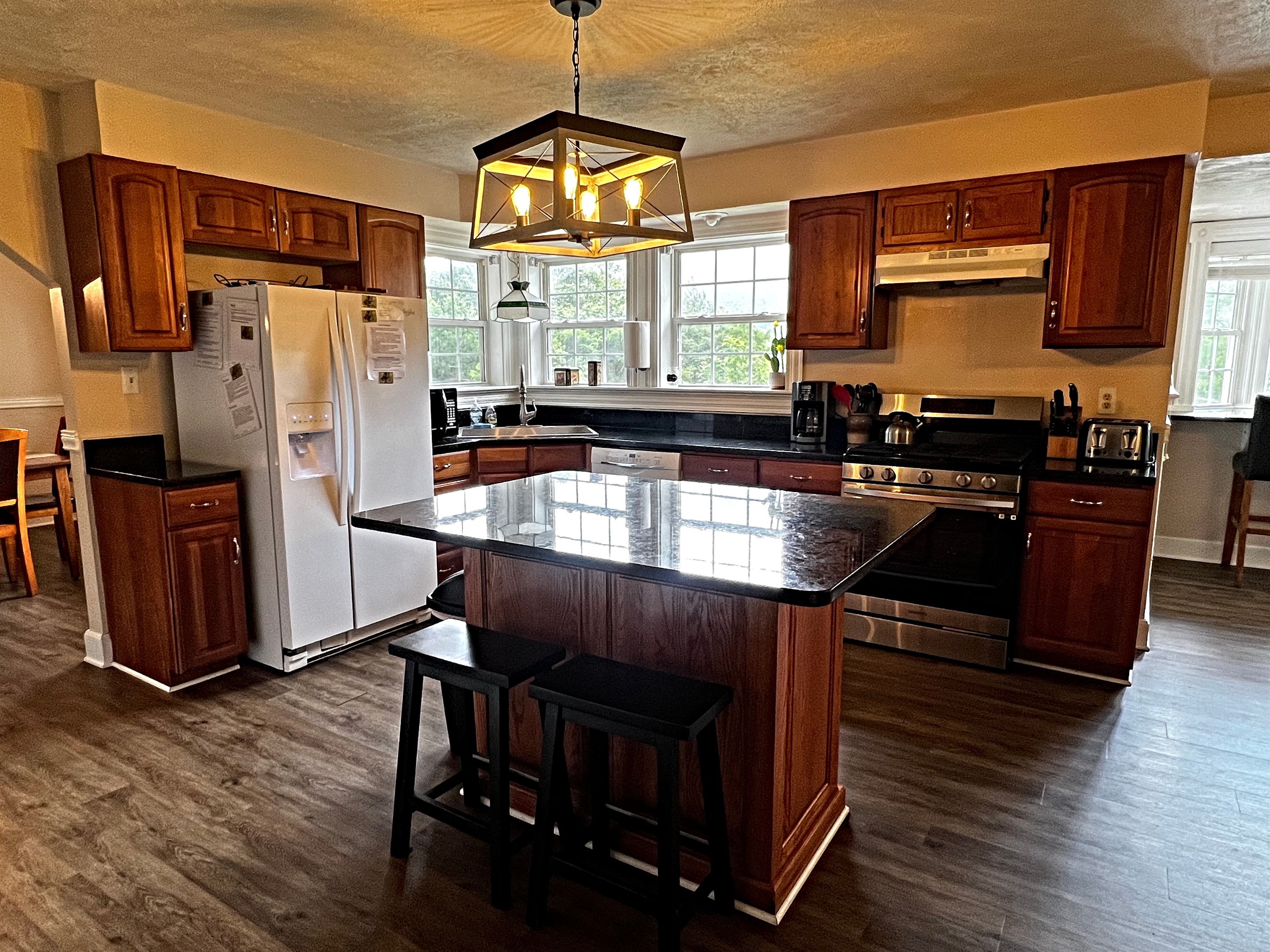 Sunridge Retreat in Shenandoah Woods - Starlink Satellite Wi-Fi 3