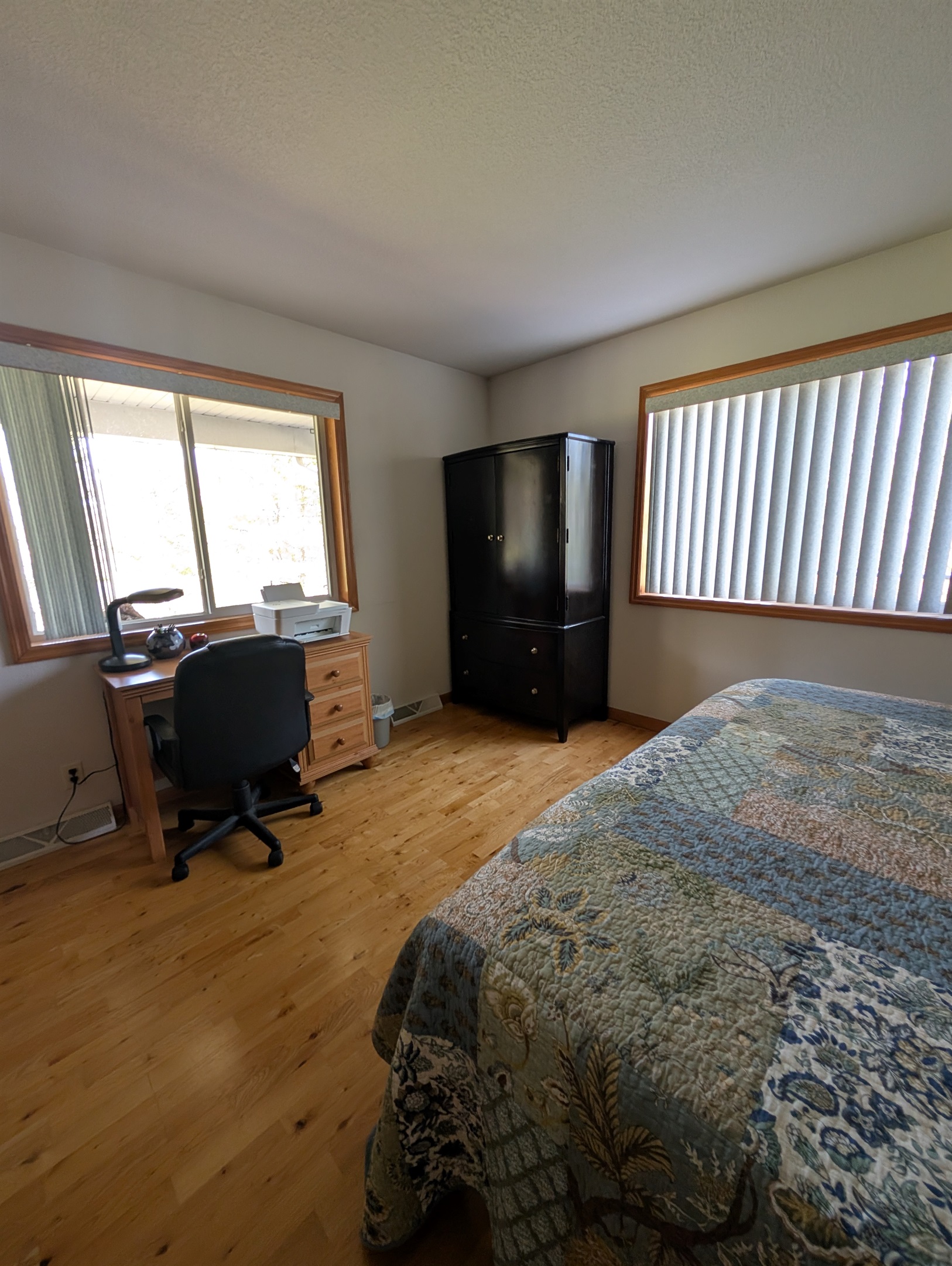 Main Floor King Bedroom