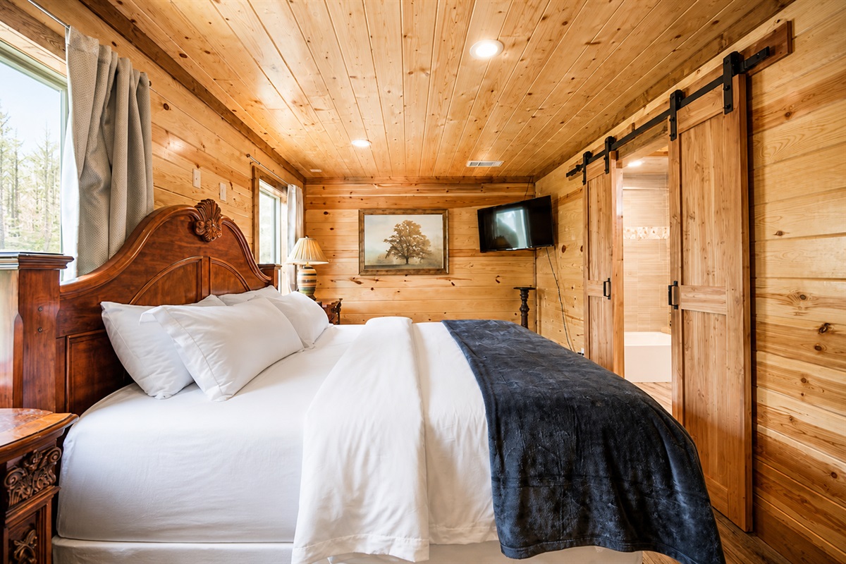 Side shot of the fifth bedroom