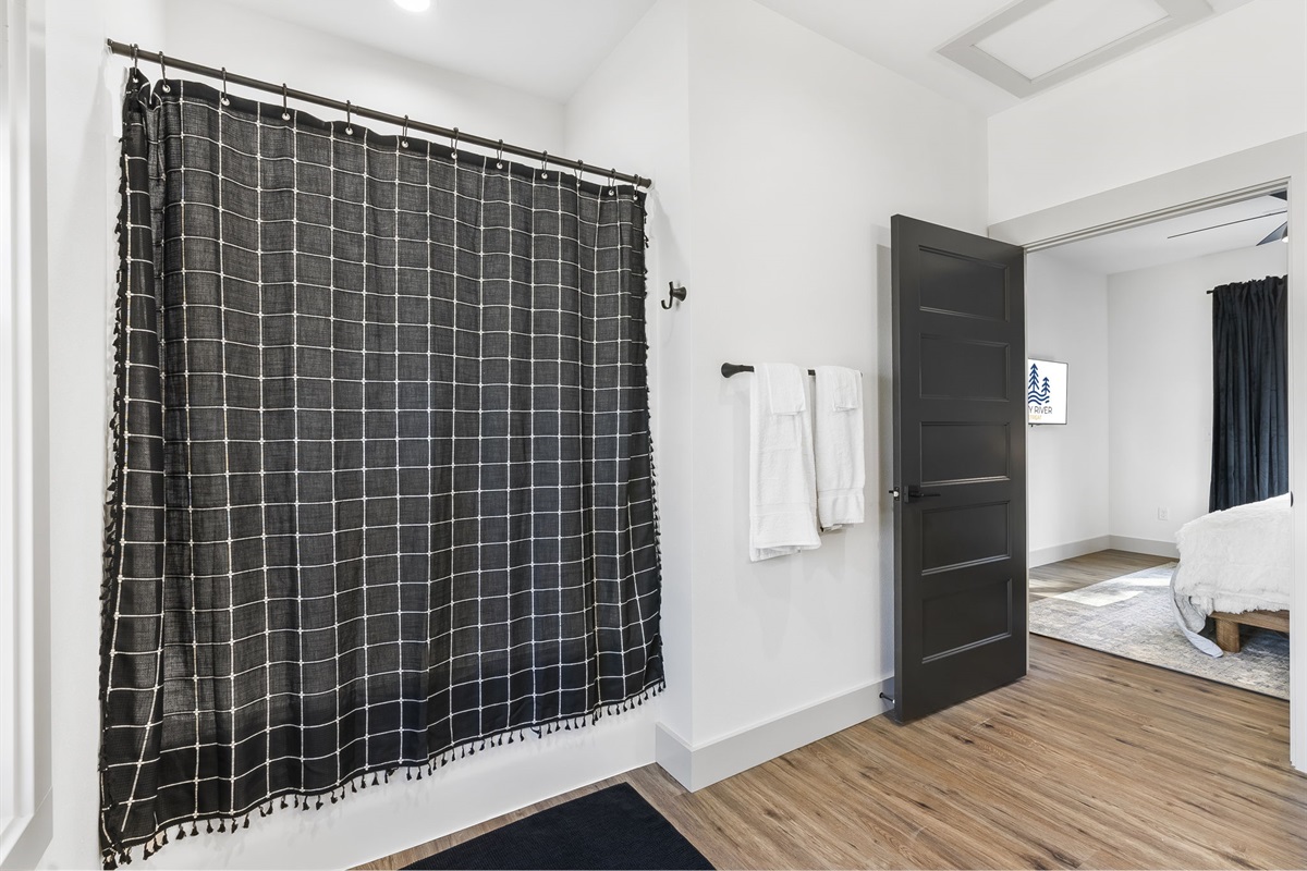 Shower/Tub Combo