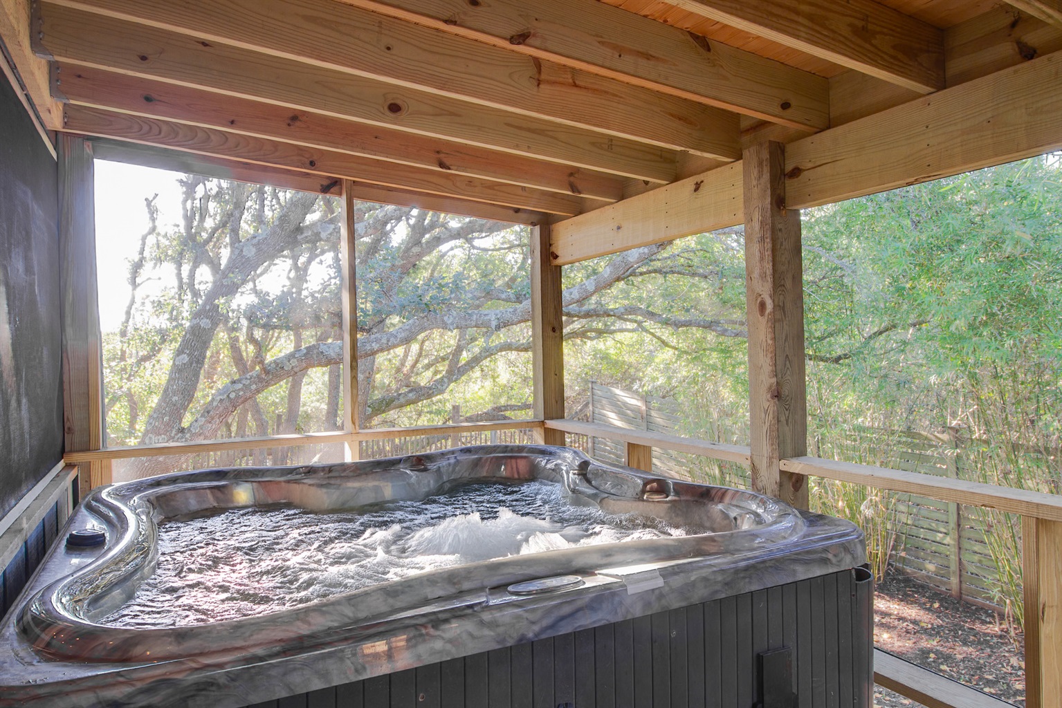 Private Hot Tub on Screened In Porch