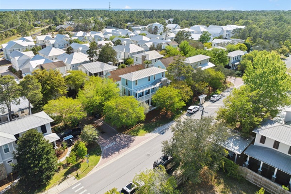 Bird's eye view of Away at A's Coastal Cottage & quiet neighborhood