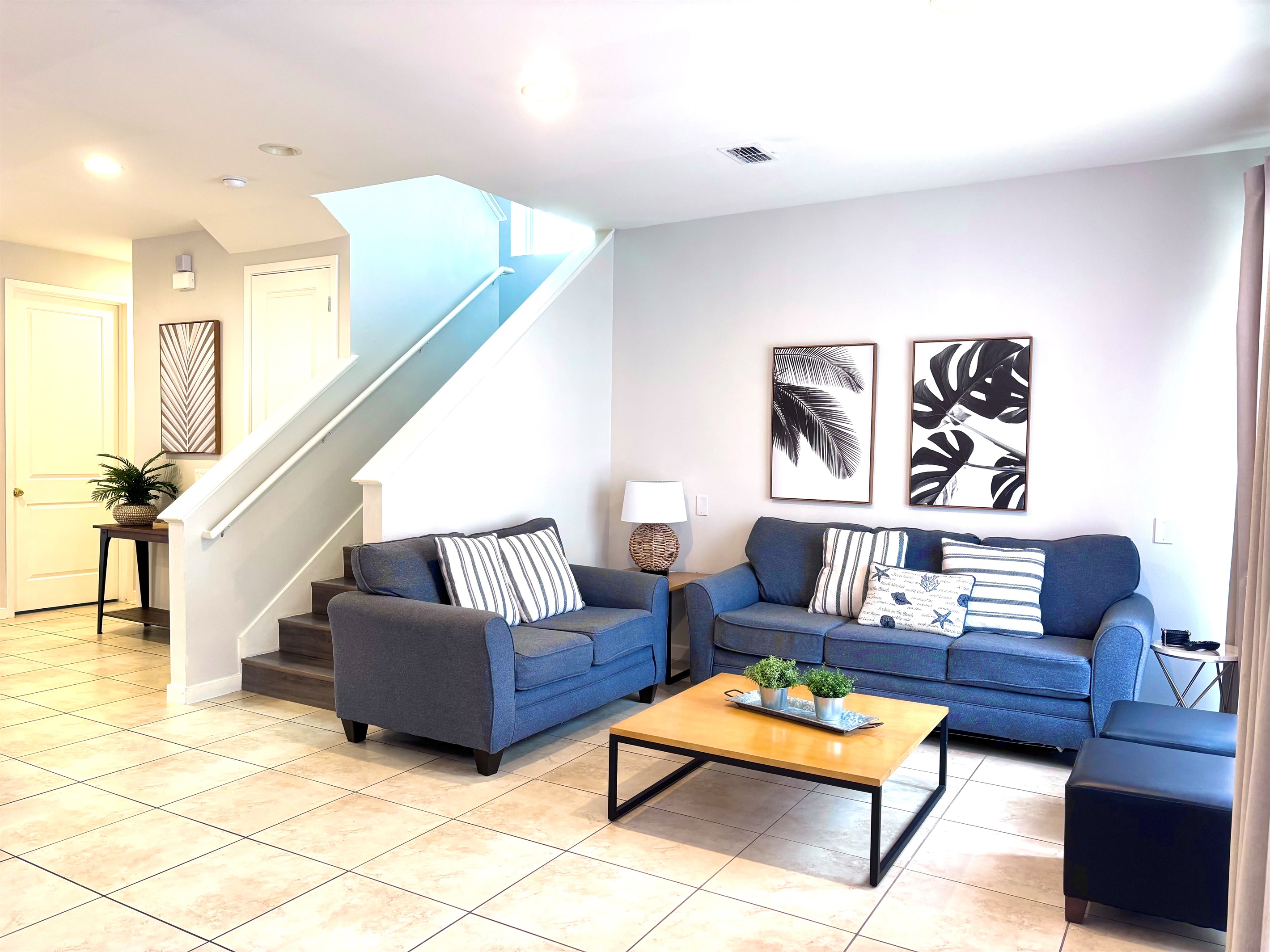 Sunshine/Waterslides/Pool/3 miles to Disney 3