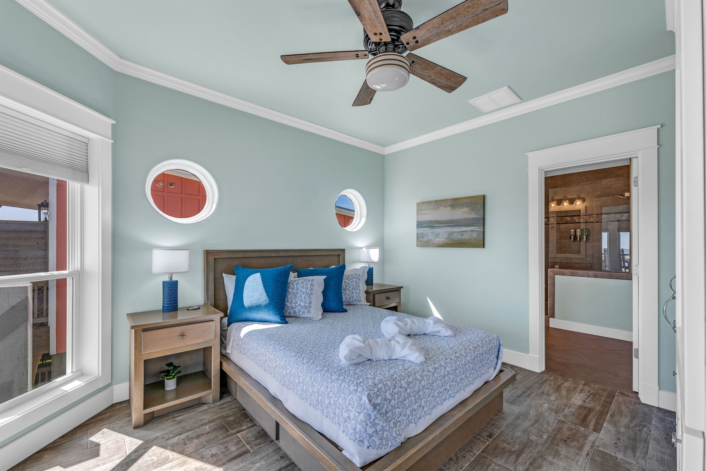 Crystal Paradise Bedroom 3: Your cozy retreat: Bedroom 3 with a plush queen bed and inviting atmosphere.