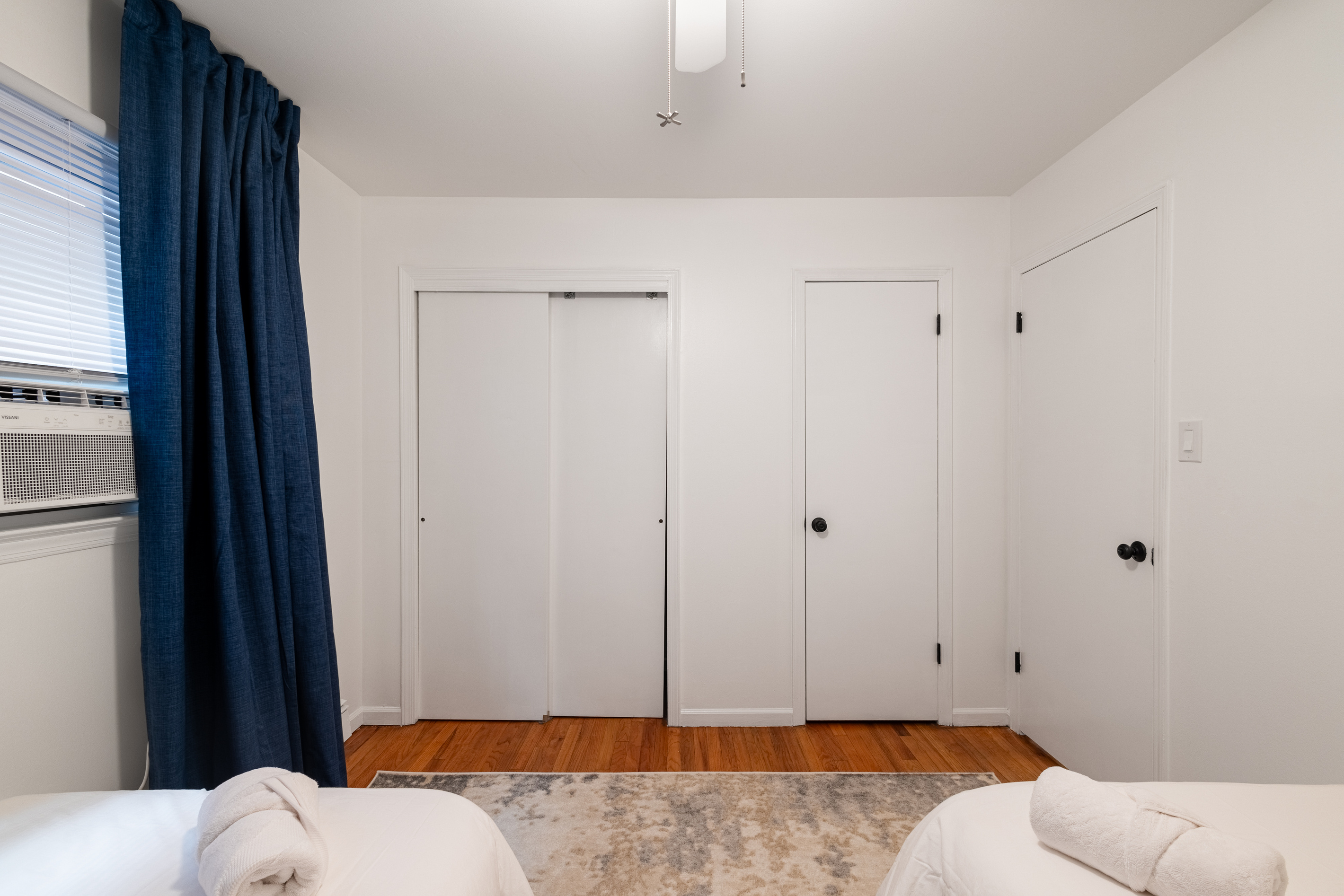 Bedroom 3 with Twin Beds