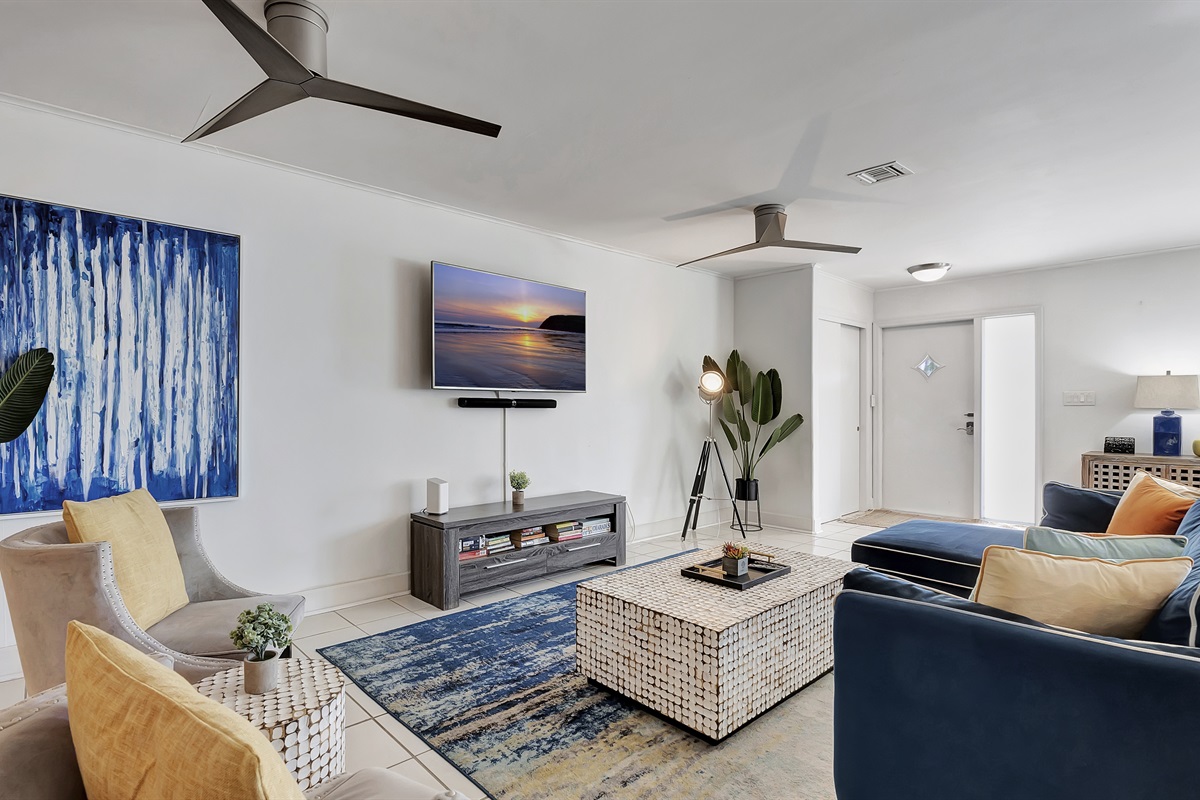 Blue and white details in the living room