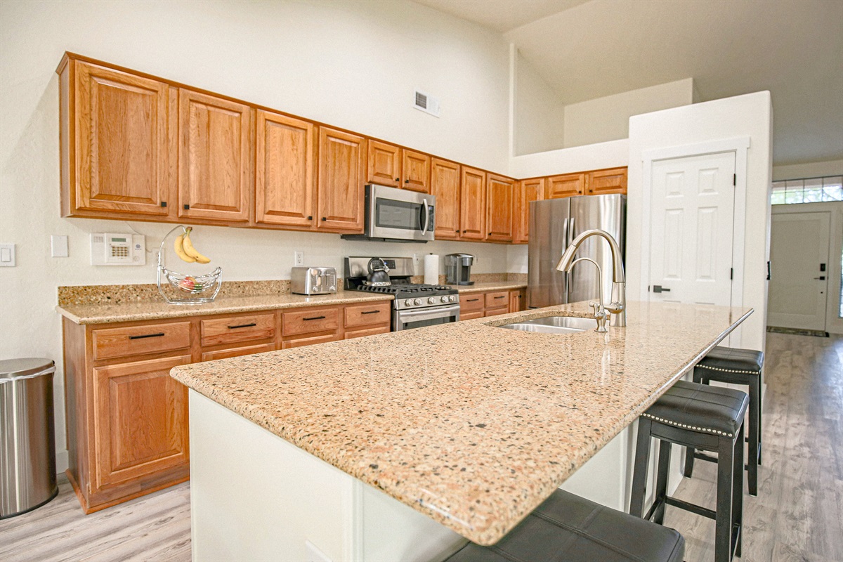 Goodyear Retreat | 4BD 2BTH | Heated Pool — Goodyear Retreat | 4Bed&2Bath | Heated Pool, Goodyear, Arizona — photo 14