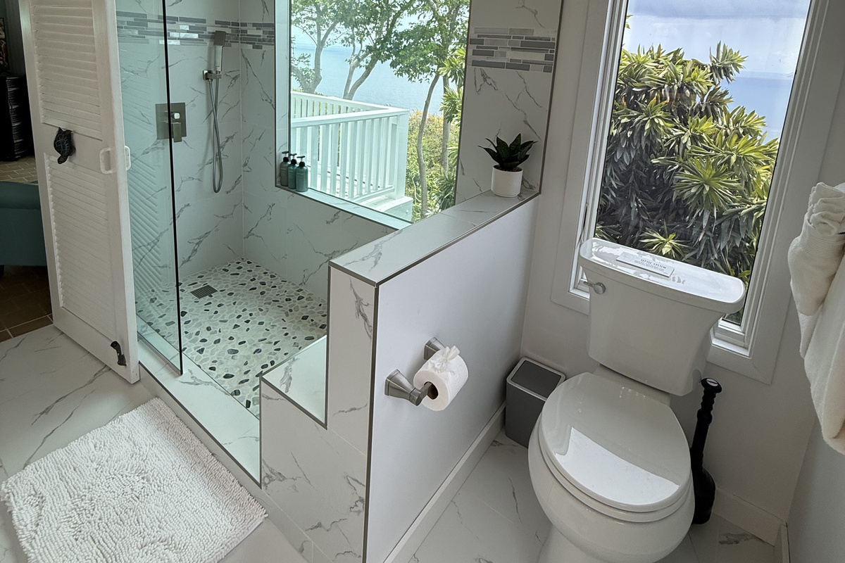 Private bathroom conveniently located just off the bedroom.