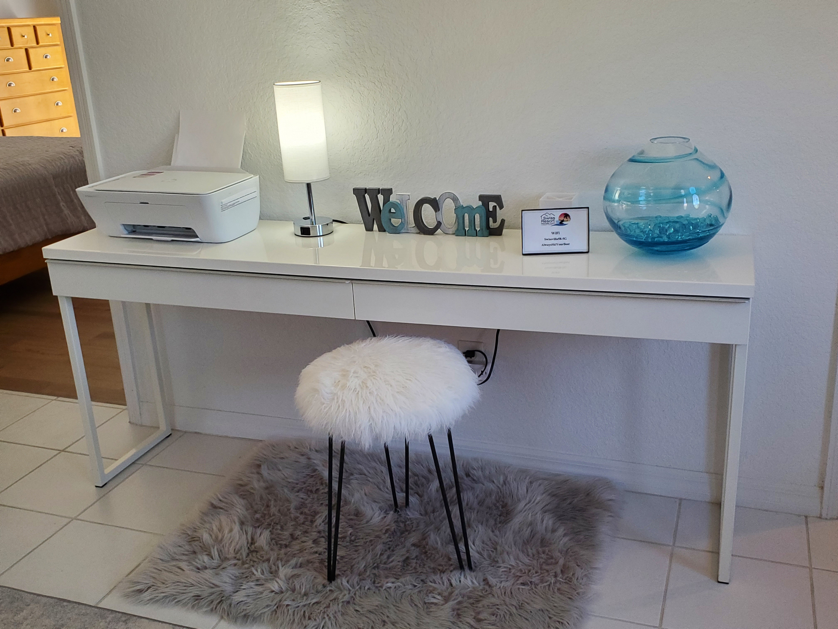 Entryway table and printer