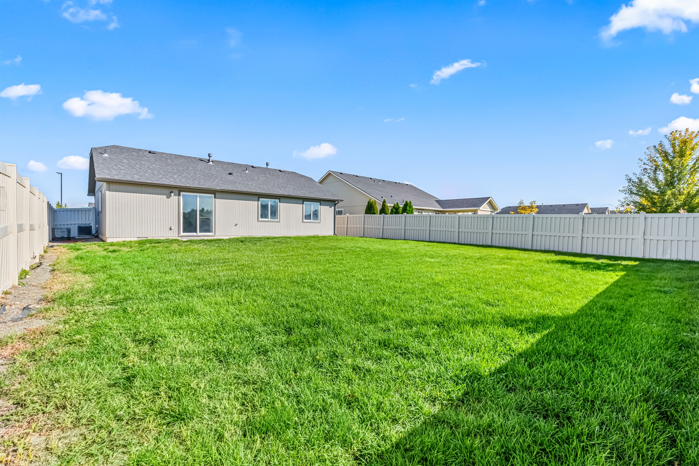 Back yard - Fully Fenced