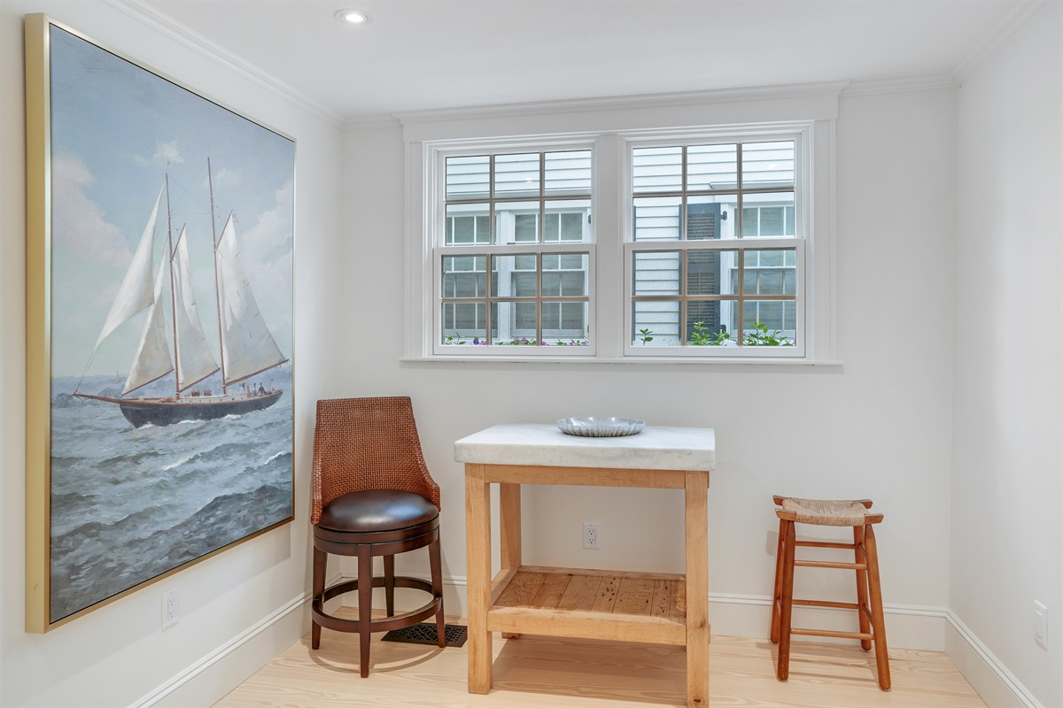 Sideboard