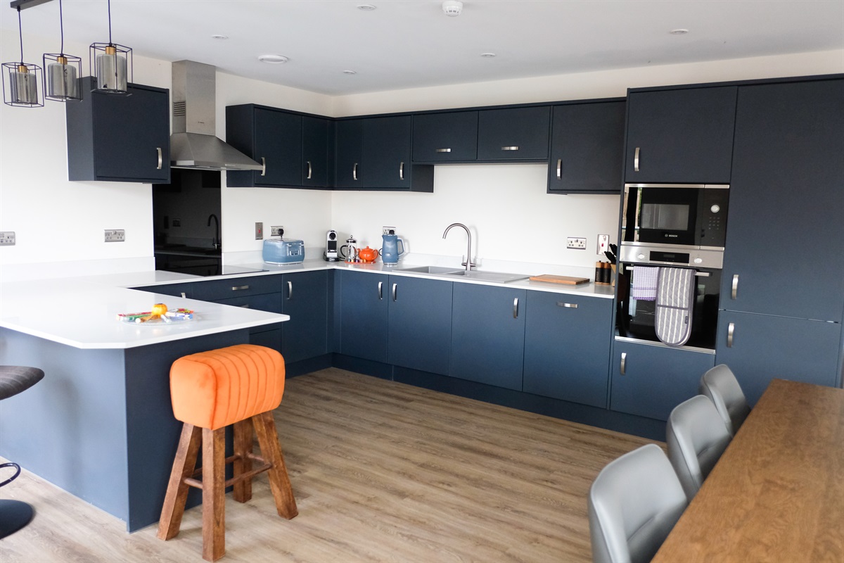 Open plan lounge dining kitchen - 3 bed apt