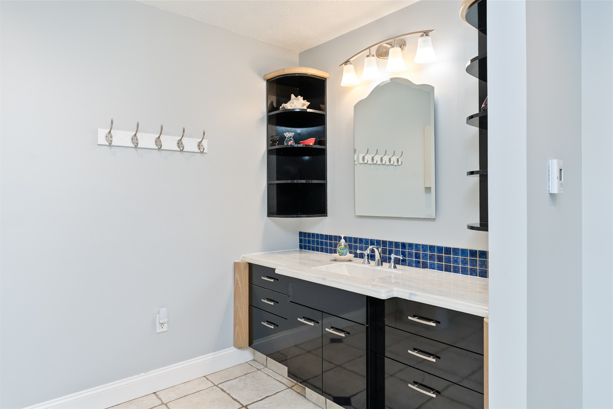 Full master bathroom with walk in shower