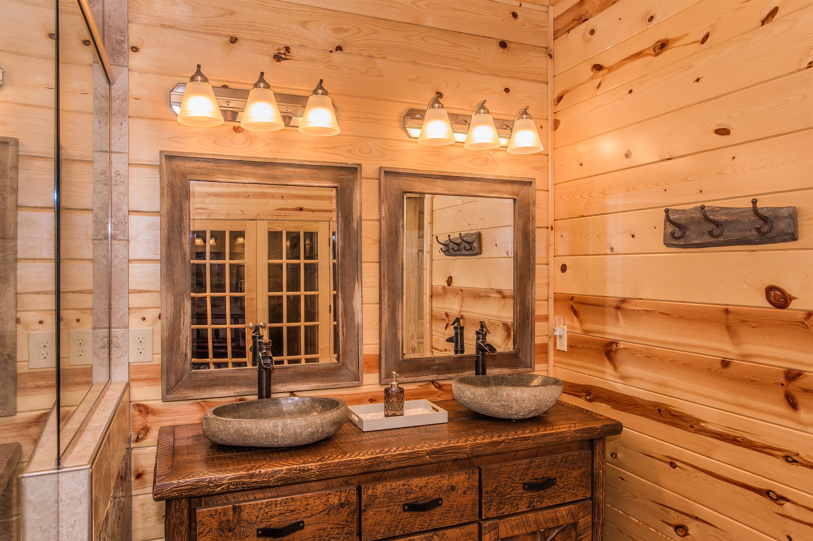 master bath has dual sinks for getting ready for the next mountain adventure