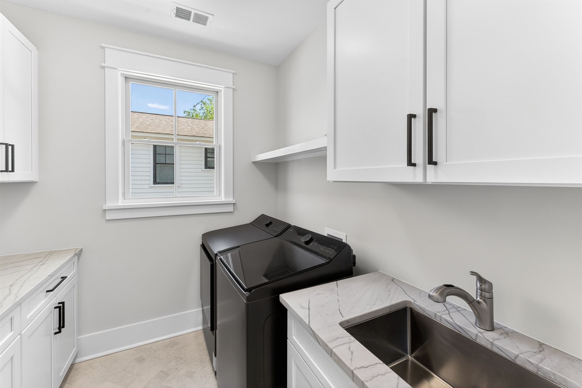 Laundry Room | On Beach Time | 6 30th Ave, Isle of Palms, SC | IOP Escapes