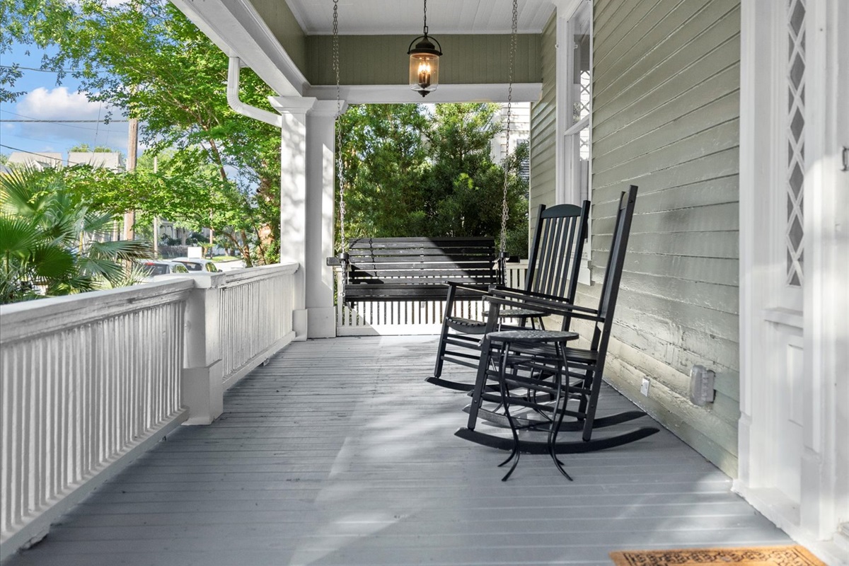 4bf4abbaee5e45ddb8162ba7c488628f Large | Beachhouse | Texas | TX | Vacation Homes | Galveston | Crystal Beach | Kokomo | Breezy Days | Beachfront Elegance | Sunrise Serenity | Southern Sands Property Management, LLC