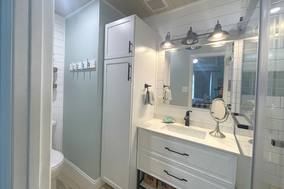 Storage and Space in the Master Bath