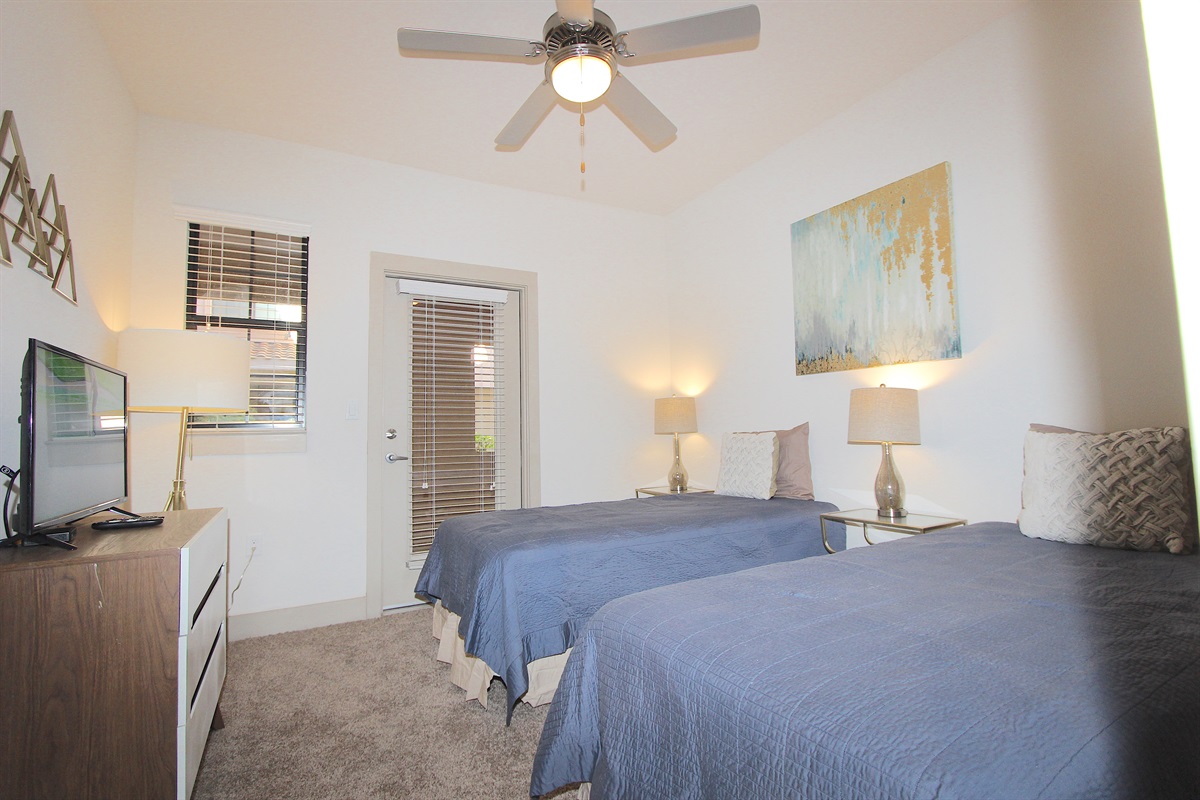 Bedroom #2 with twin beds