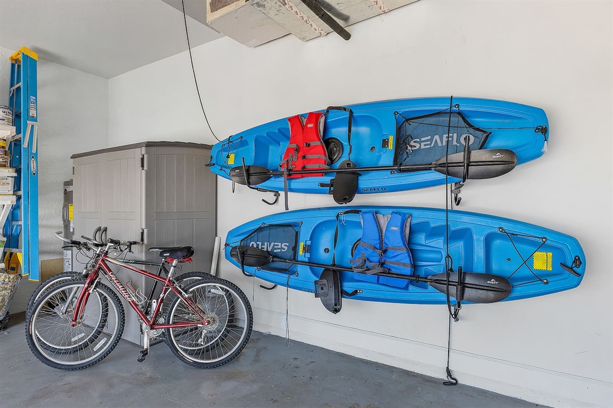 Enjoy the available kayaks and bicycles for your adventure!