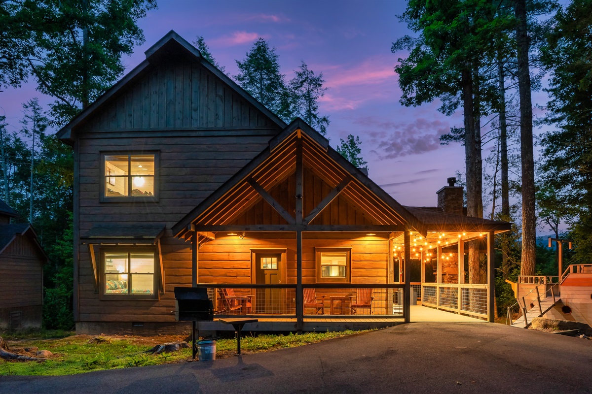 "Our family had a wonderful stay.  The house was set up perfectly.  Clean, spacious and well thought out.  The kids loved the pool and pirate ship play structure.  The adults enjoyed the large covered porch with hot tub."  June Guest