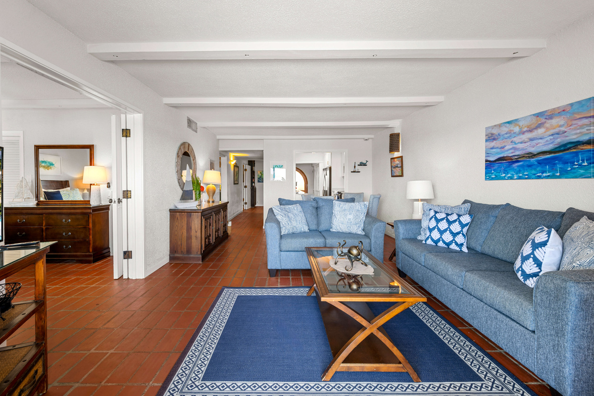 Enjoy effortless island living with a spacious layout that flows seamlessly to the balcony.