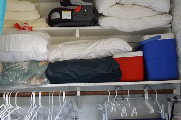 Ice chests. Bedding to convert twins to a king.