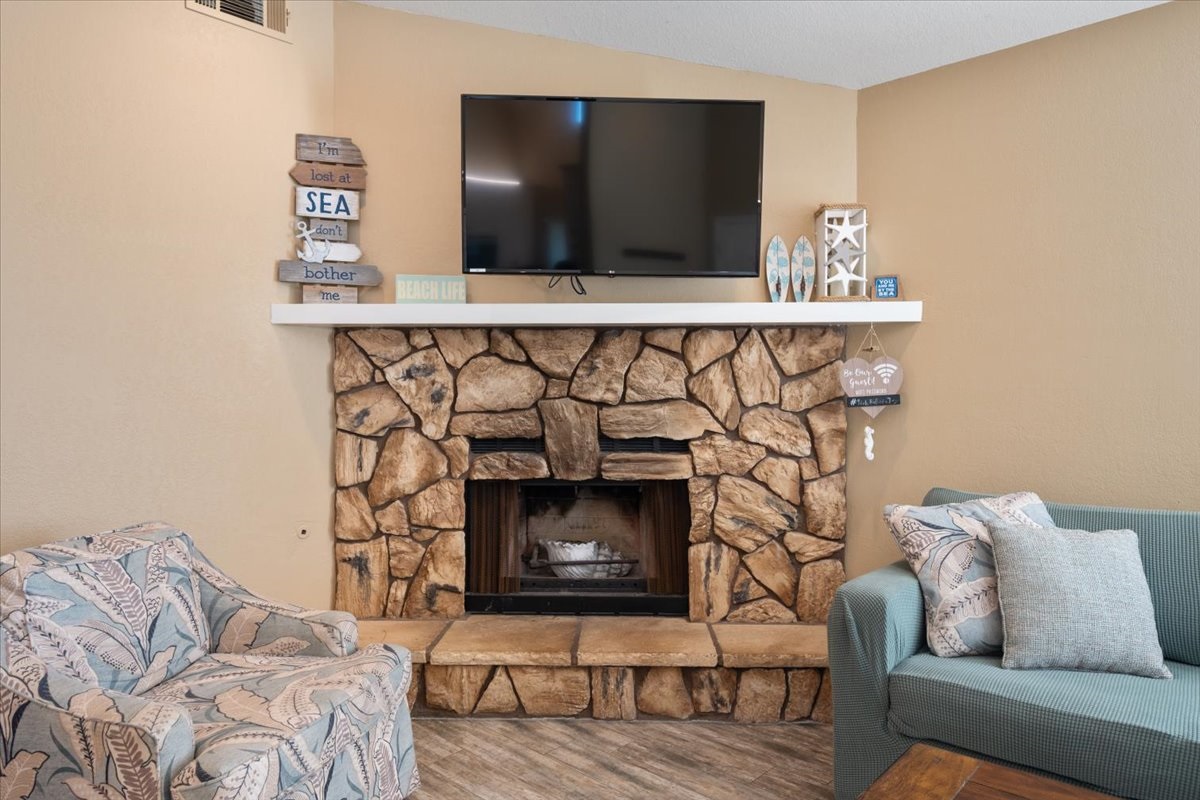 Fireplace (not for use)