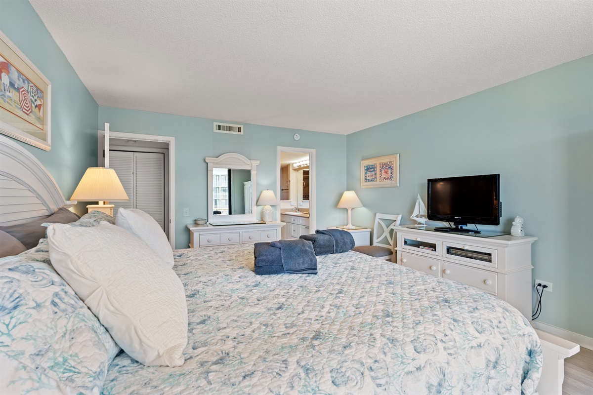 En Suite Bathroom, Primary Bedroom