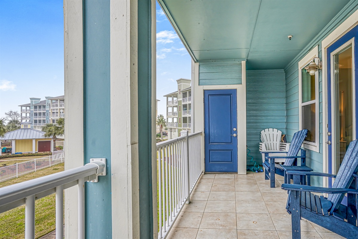 4c4e8dd9925644bc94d6dfc55ae4ea4c Large | Beachhouse | Texas | TX | Vacation Homes | Galveston | Crystal Beach | Kokomo | Breezy Days | Beachfront Elegance | Sunrise Serenity | Southern Sands Property Management, LLC