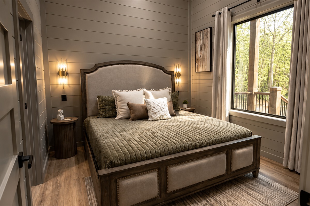 Serene Bedroom Retreat: Wake up to forest views and unwind in stylish comfort every night!