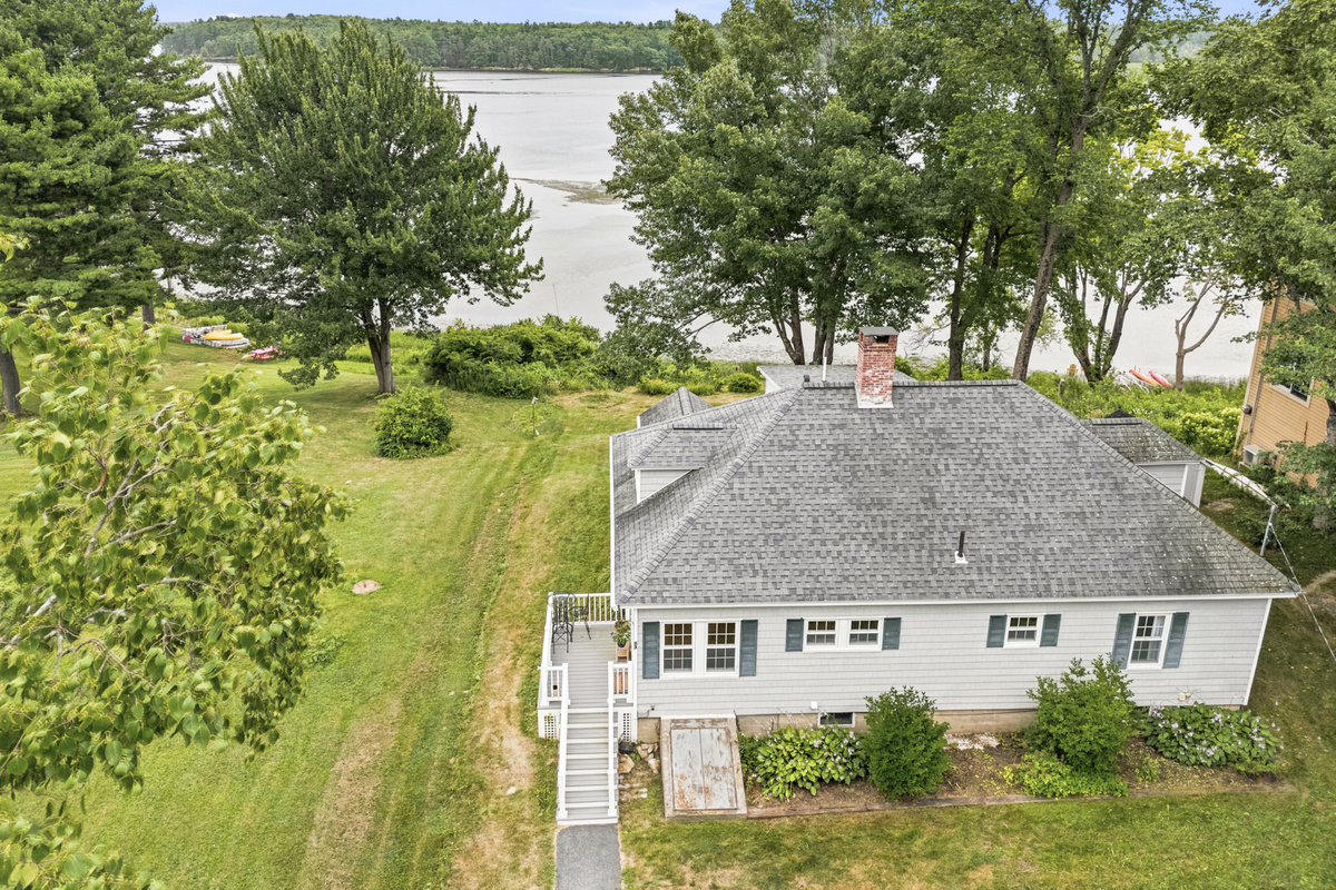 The perfect location to explore all that Mid-Coast Maine has to offer! 