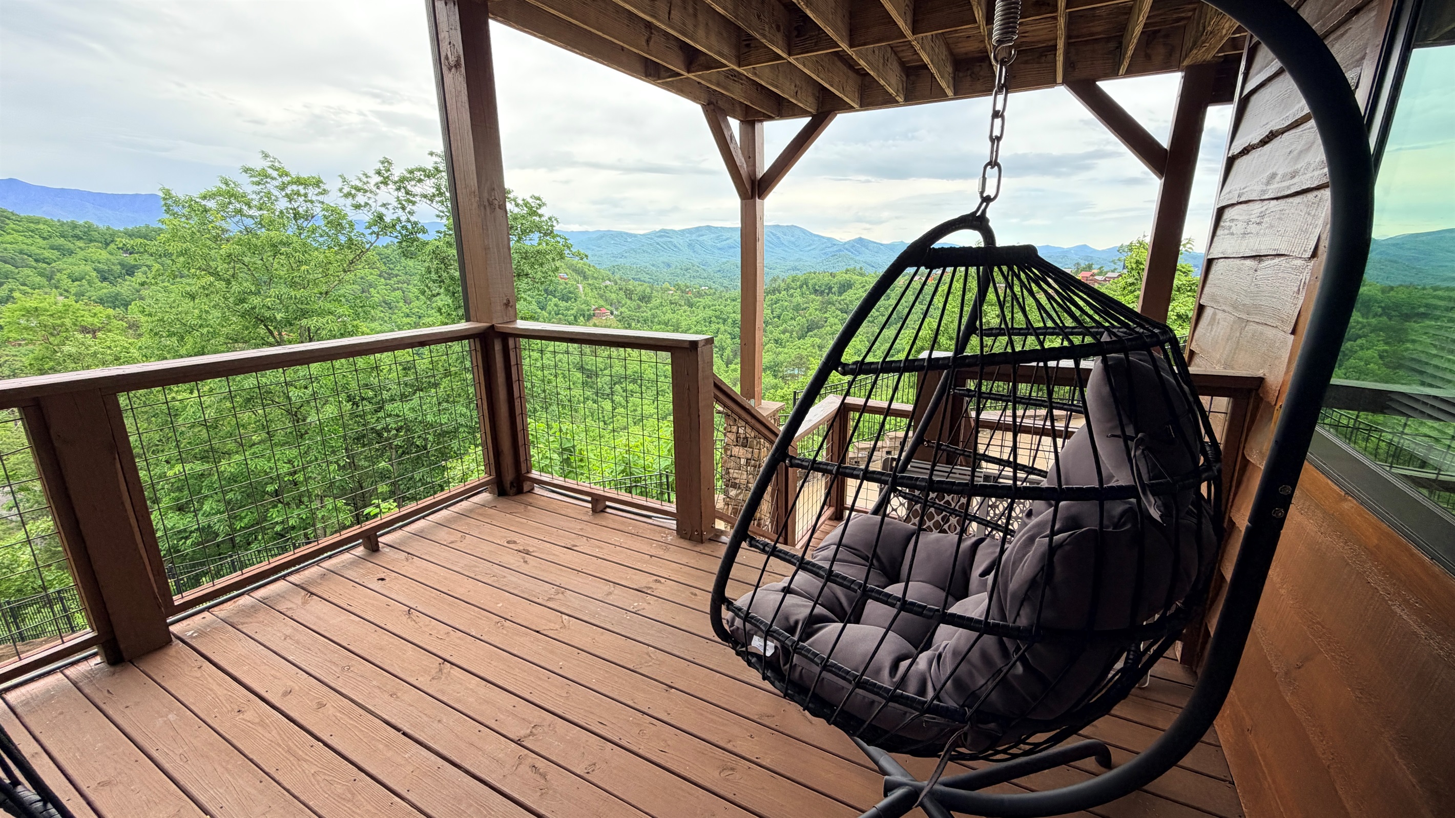 Oh how I love you, swinging egg chairs❤️and with views 😍
