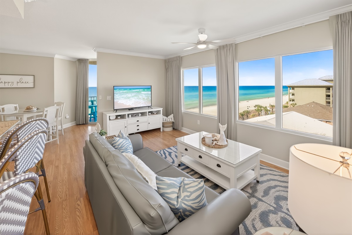 Open layout, gulf backdrop