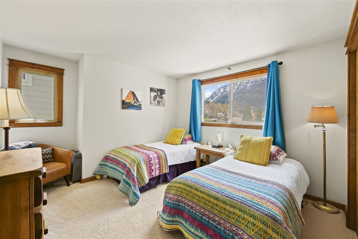 3rd Level Bedroom #1