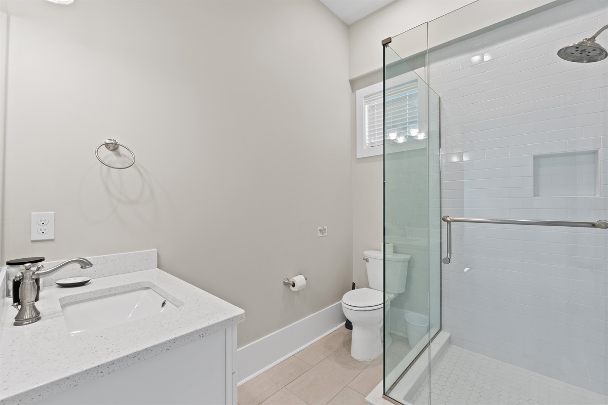 Ground Level Full Bath