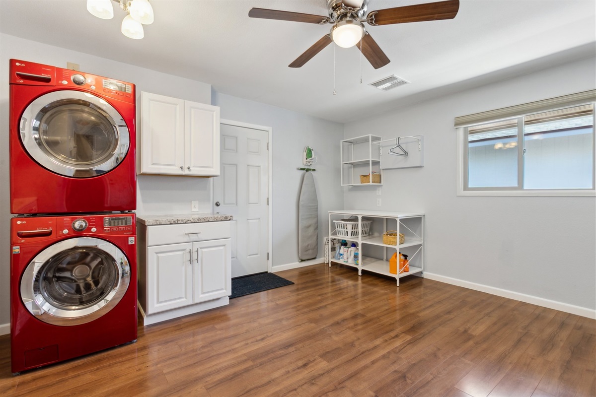 55+ Comfort & Quiet | 2BR Peaceful Home — Comfort & Quiet | 2BR Home in 55+ Neighborhood, Sun City West, Arizona — photo 5