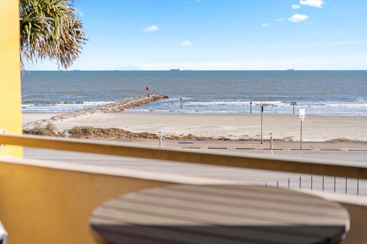 4cabb573b01b4b3d89800692603940a7 Large | Beachhouse | Texas | TX | Vacation Homes | Galveston | Crystal Beach | Kokomo | Breezy Days | Beachfront Elegance | Sunrise Serenity | Southern Sands Property Management, LLC