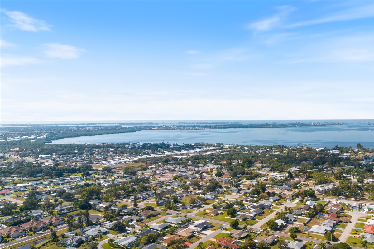 Bird’s-eye look at a serene and inviting neighborhood.
