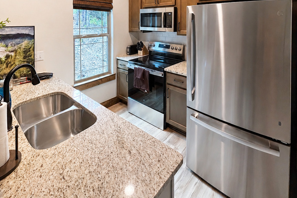Fully stocked kitchen for your use!