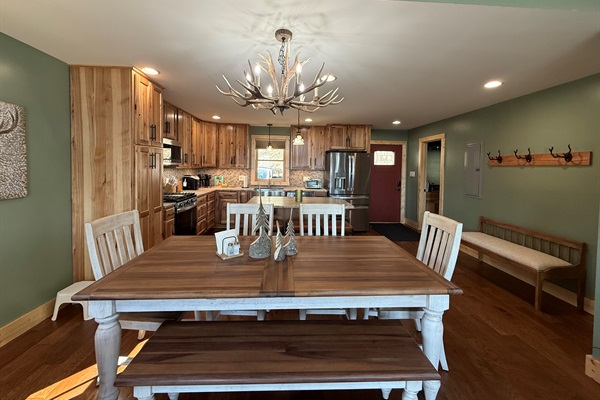 Dining Table w/ sitting for 6. 