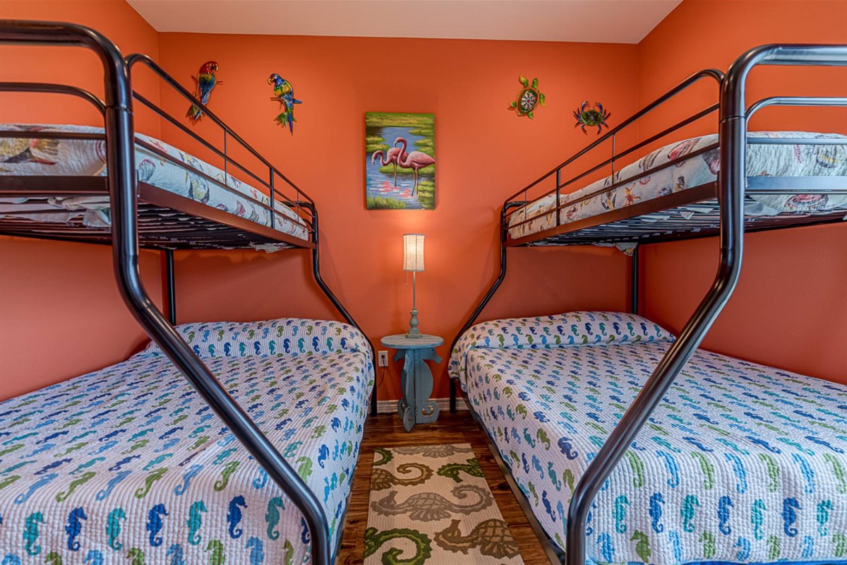 4ccb039acc0f41118c85bc66fbced6b0 Large | Beachhouse | Texas | TX | Vacation Homes | Galveston | Crystal Beach | Kokomo | Breezy Days | Beachfront Elegance | Sunrise Serenity | Southern Sands Property Management, LLC