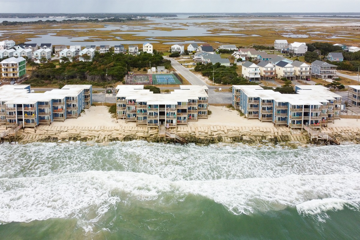 Topsail Reef at high tide
