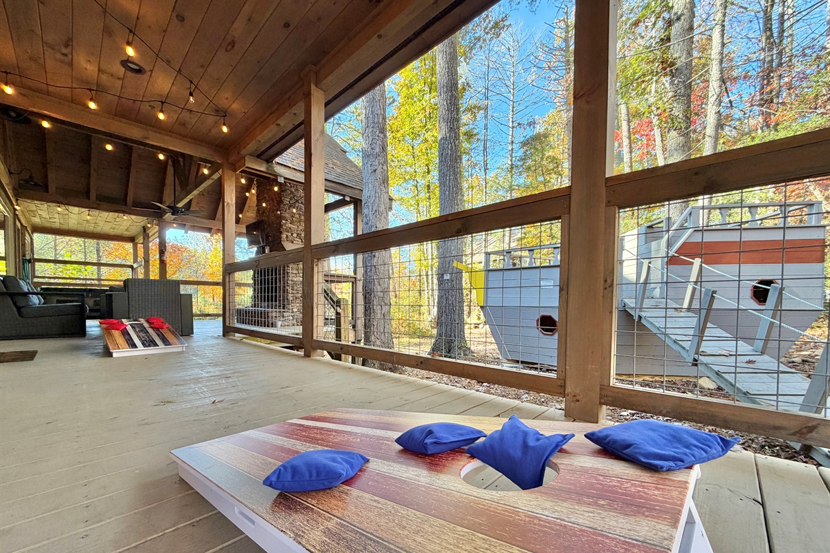 Enjoy the play ship and cornhole