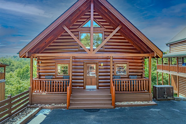 Charming log cabin nestled in the Smoky Mountains, your cozy home base for adventure and relaxation!