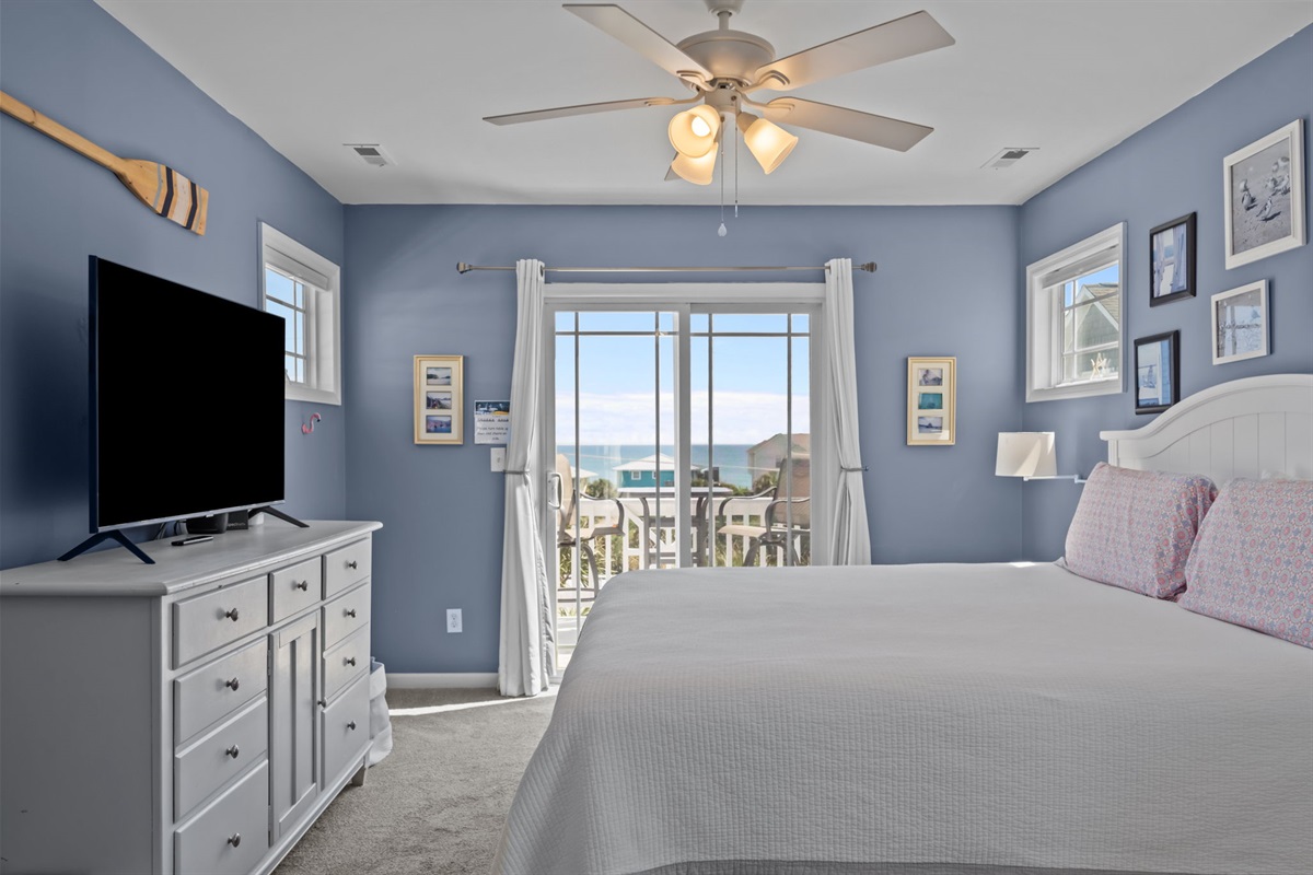 Master bedroom with ocean views!