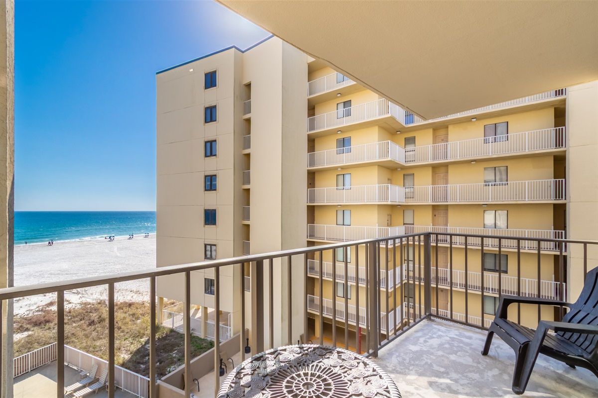 Gorgeous balcony views of the beach! 