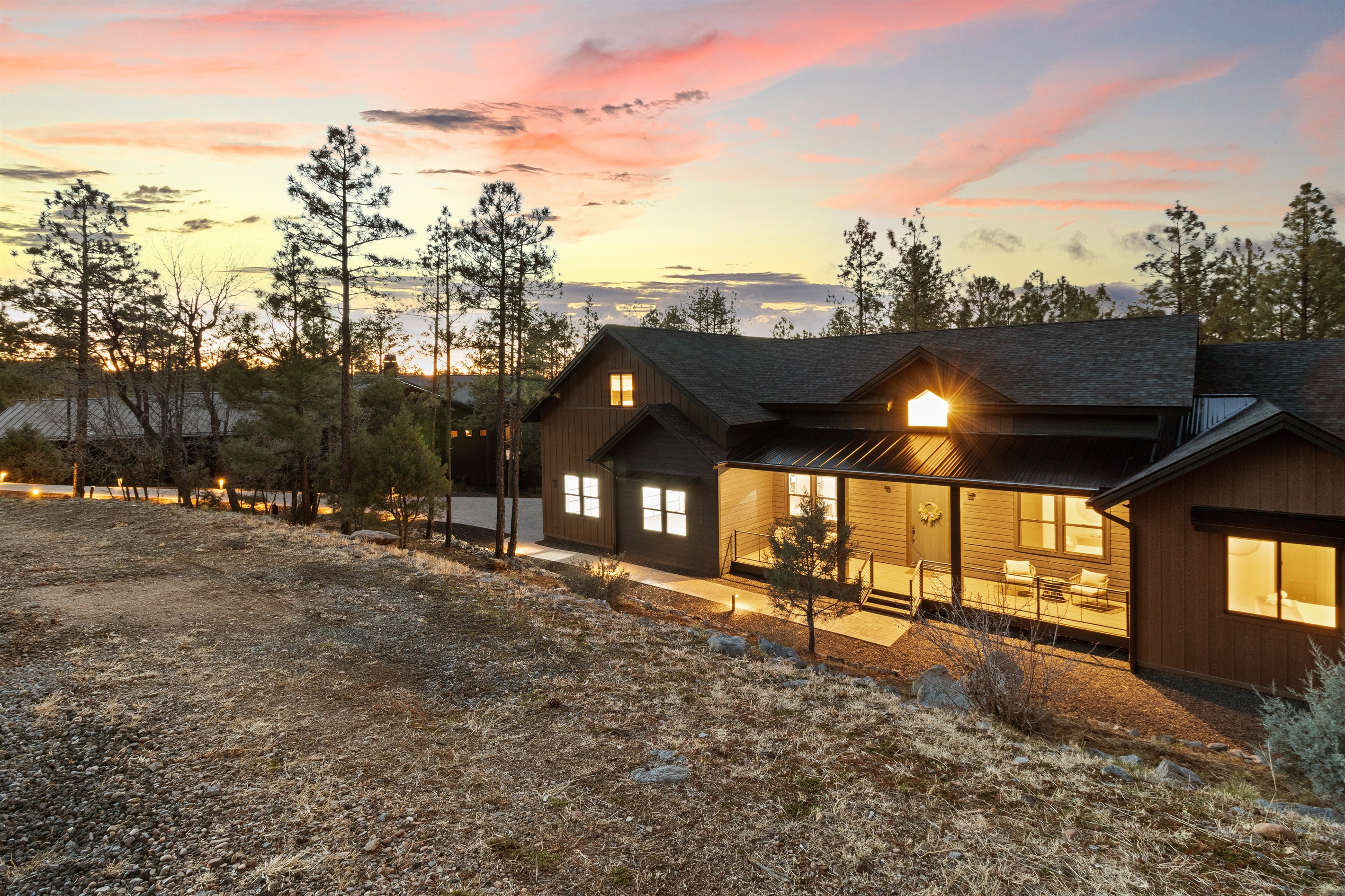 Book your stay at Sage Cabin today!