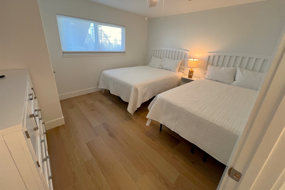 Guest bedroom - two queen beds